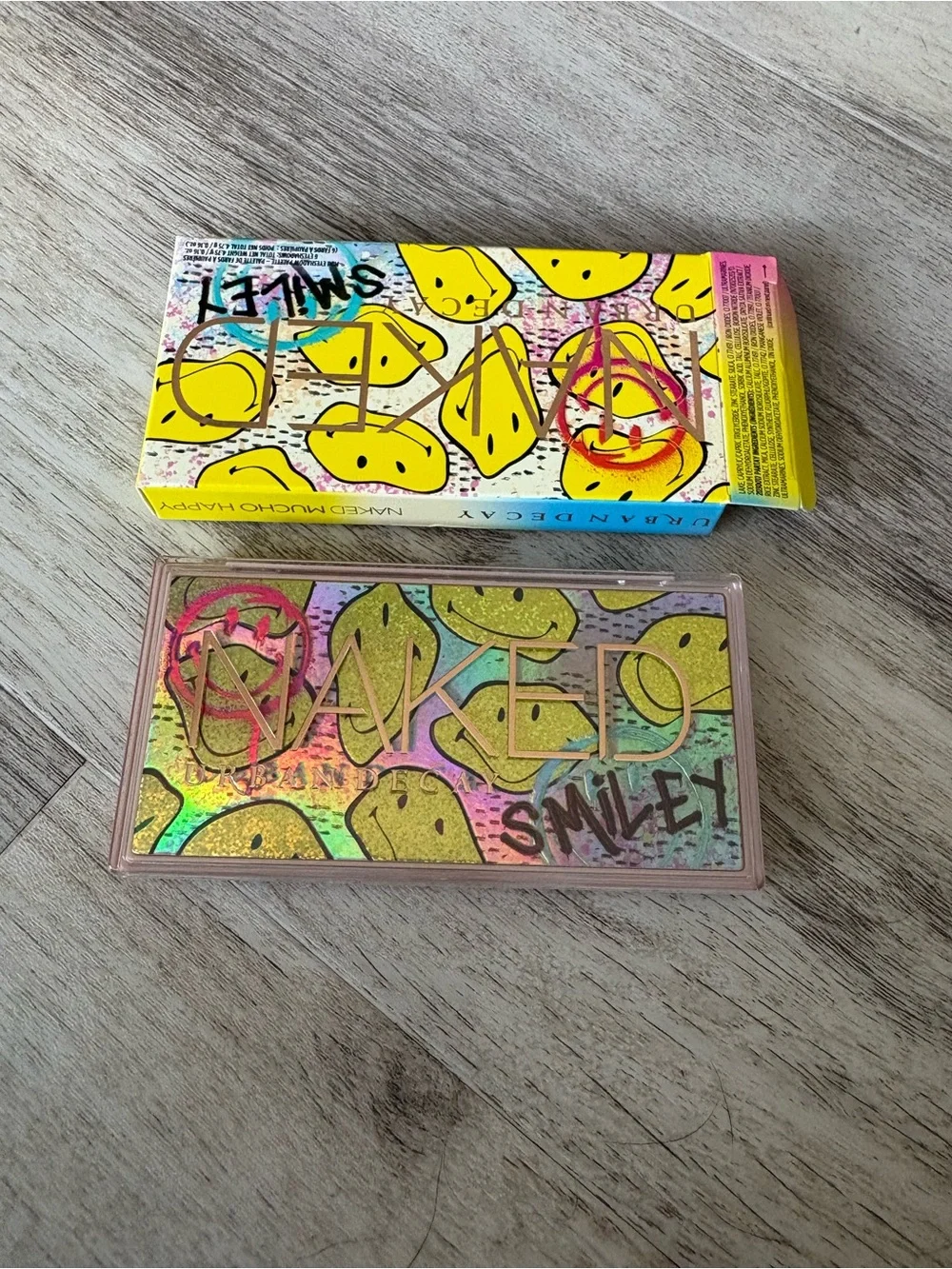 Urban Decay Smiley Naked Mini Eyeshadow Palette NEW